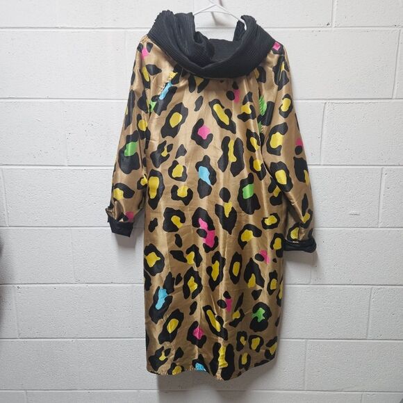 UBU Reversible Rainjacket Size Medium - Picture 8 of 8